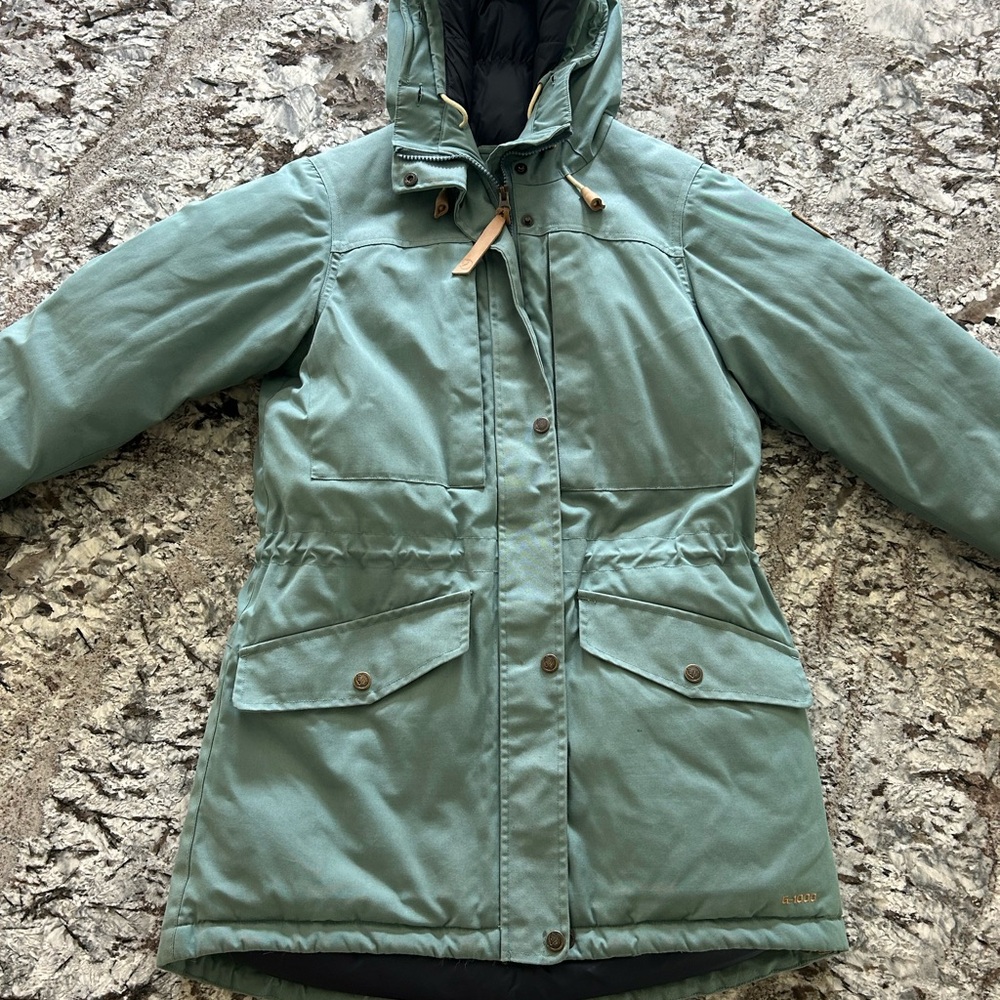 Fjallraven Green Ski Snow Jacket with Hood and Weather-Resistant G-1000 Fabric